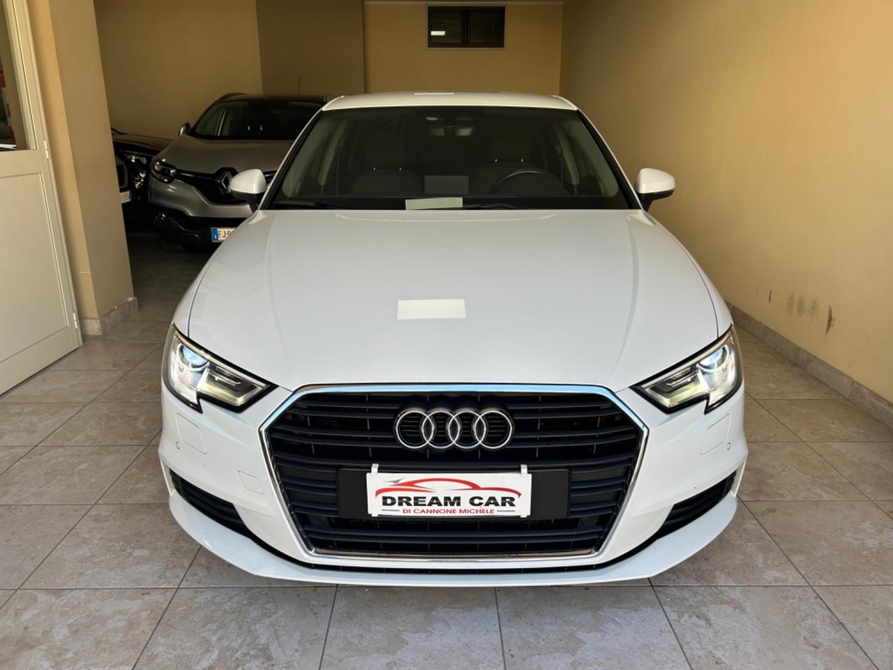 Audi A3 SPB 30 TDI S tronic Sport BIXENO NAVI LED