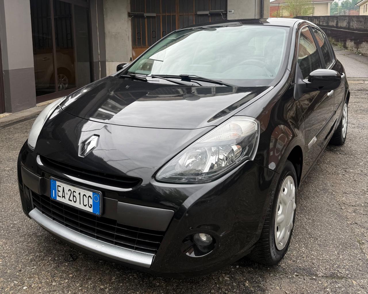 Renault Clio 1.2 16V 5 porte Confort