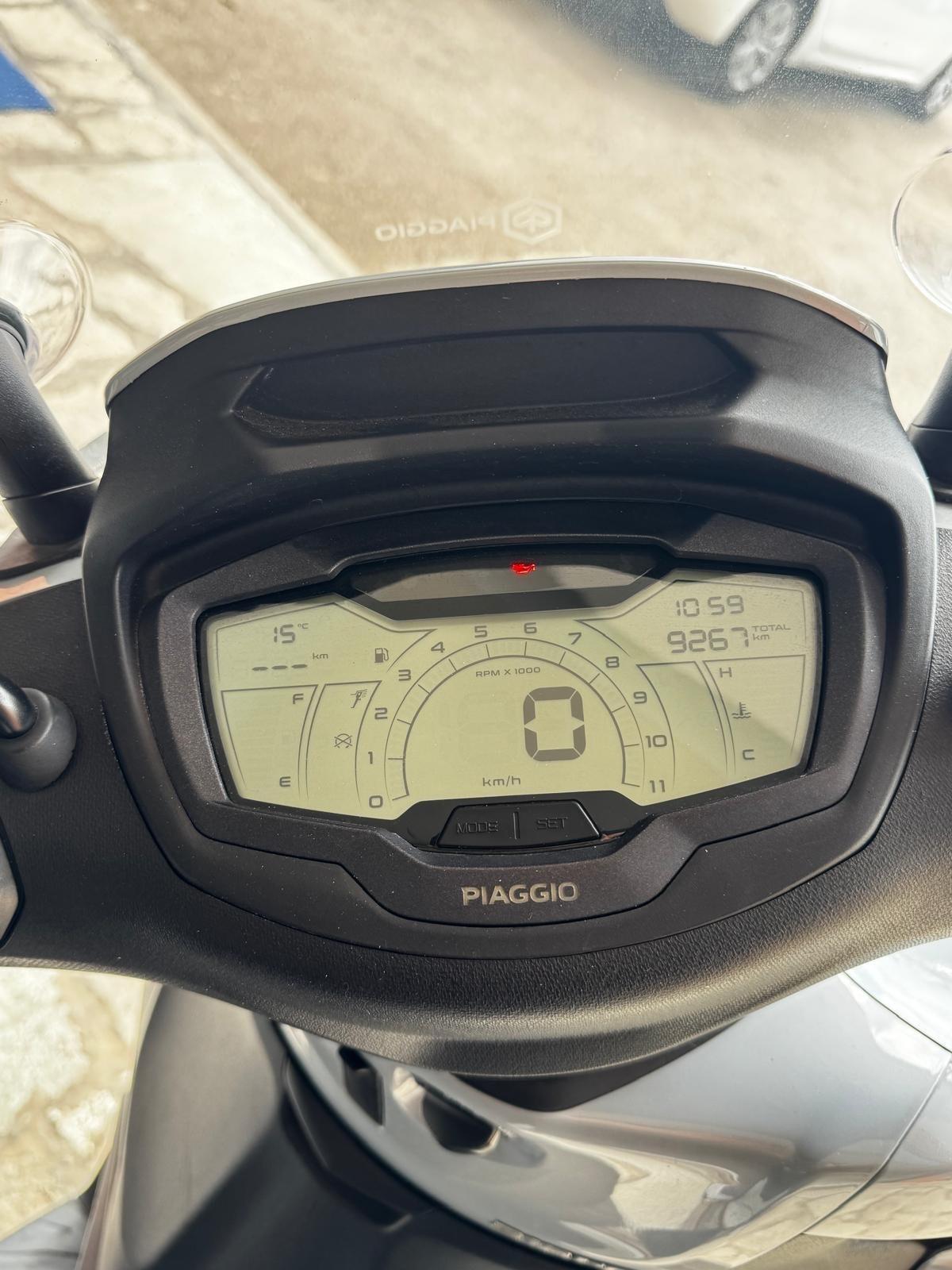 Piaggio Beverly 310 Sport