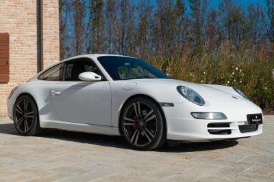 Porsche 997 (911) CARRERA - RDS01306