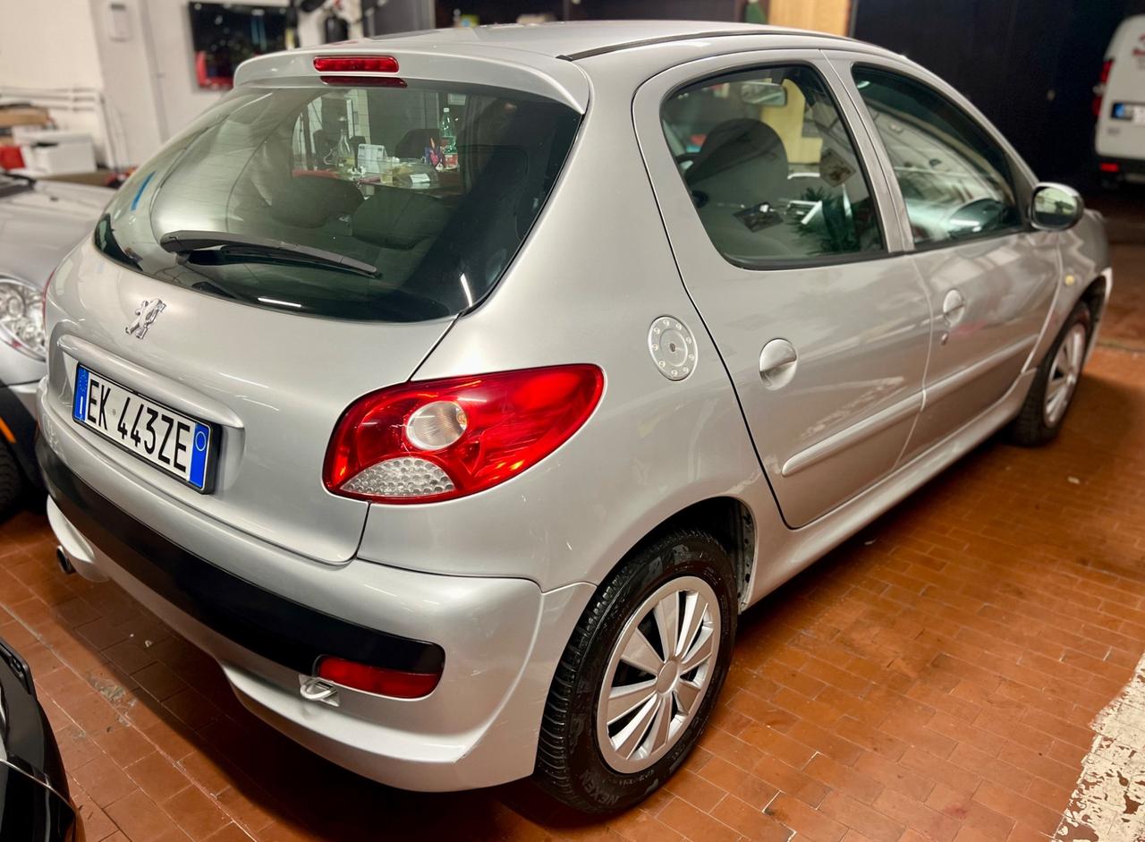 Peugeot 206 Plus 1.1 60CV 5p. Energie €5 benzina OK NEOPATENTATI