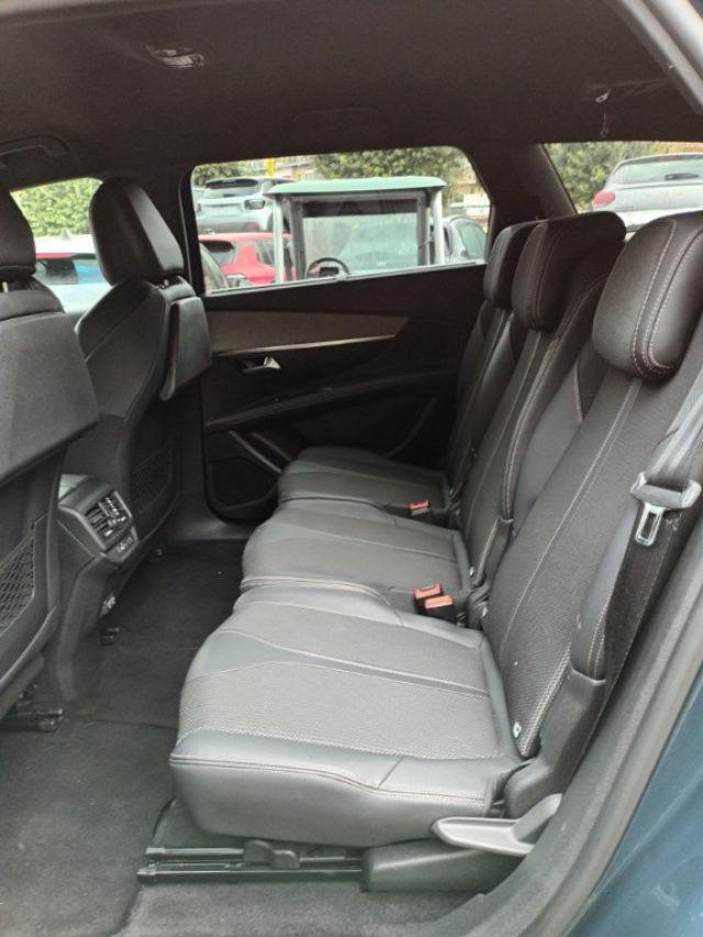 PEUGEOT 5008 BLUEHDI GT 130CV EAT8 7POSTI CARPLAY CAM"18 ITALIA