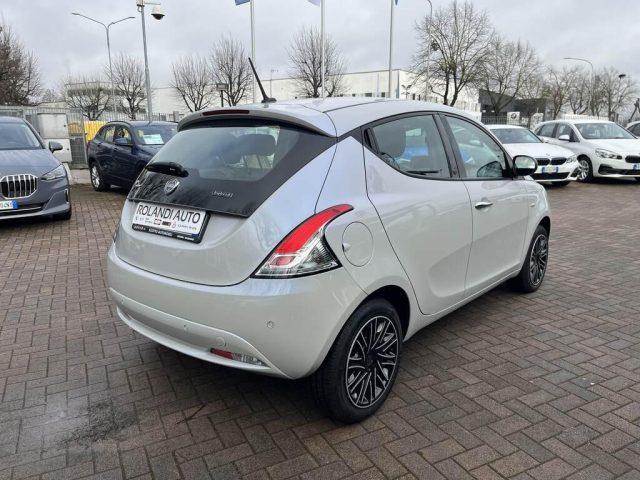 LANCIA Ypsilon 1.0 hybrid Gold s&s 70cv