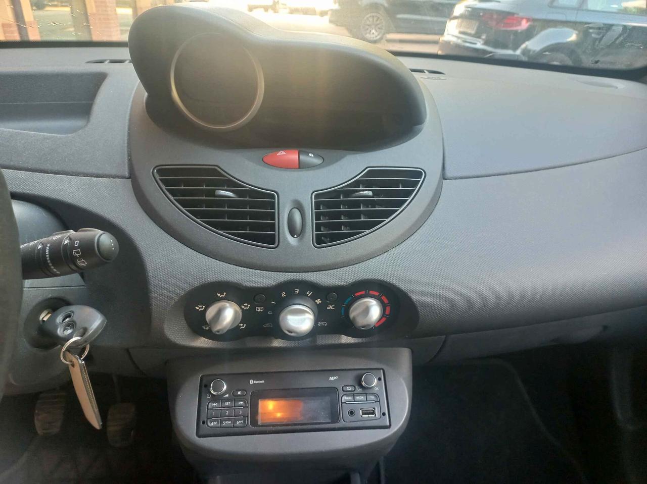 Renault Twingo 1.2 16V Wave