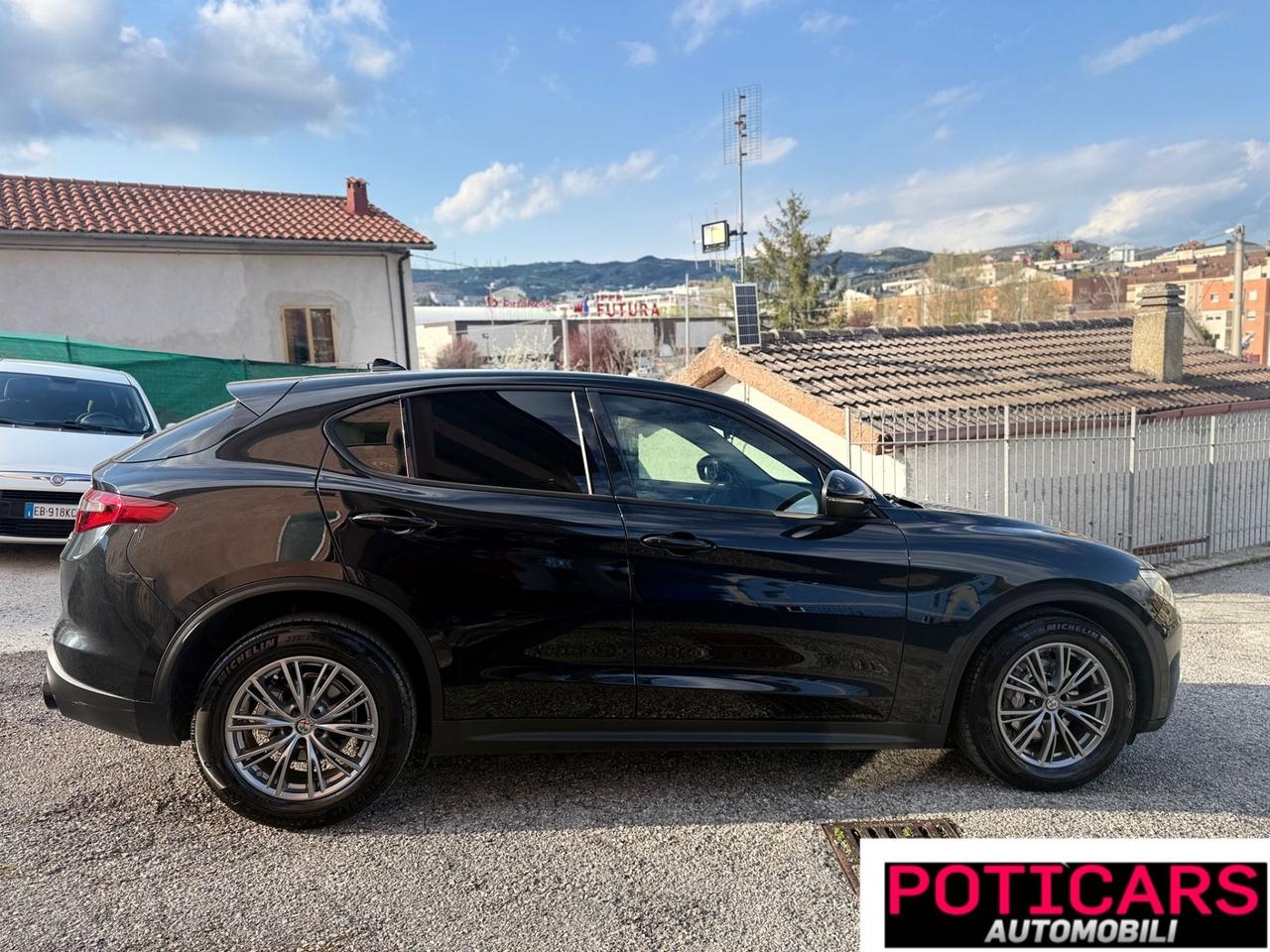 Alfa Romeo Stelvio 2.2 Turbodiesel 160 CV AT8 RWD Business