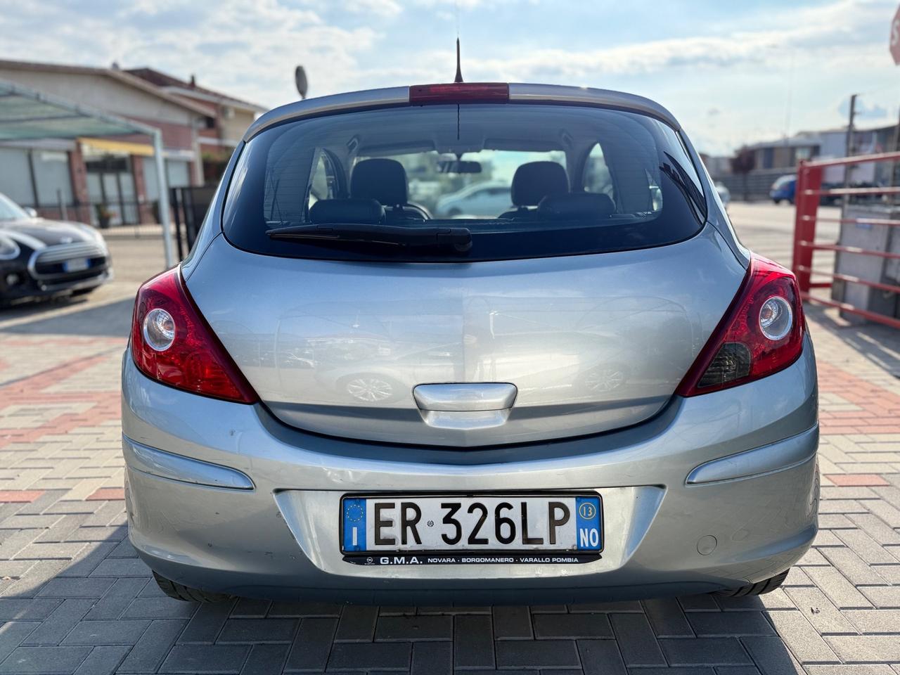 Opel Corsa 1.2 3 porte Edition OK NEOPATENTATI
