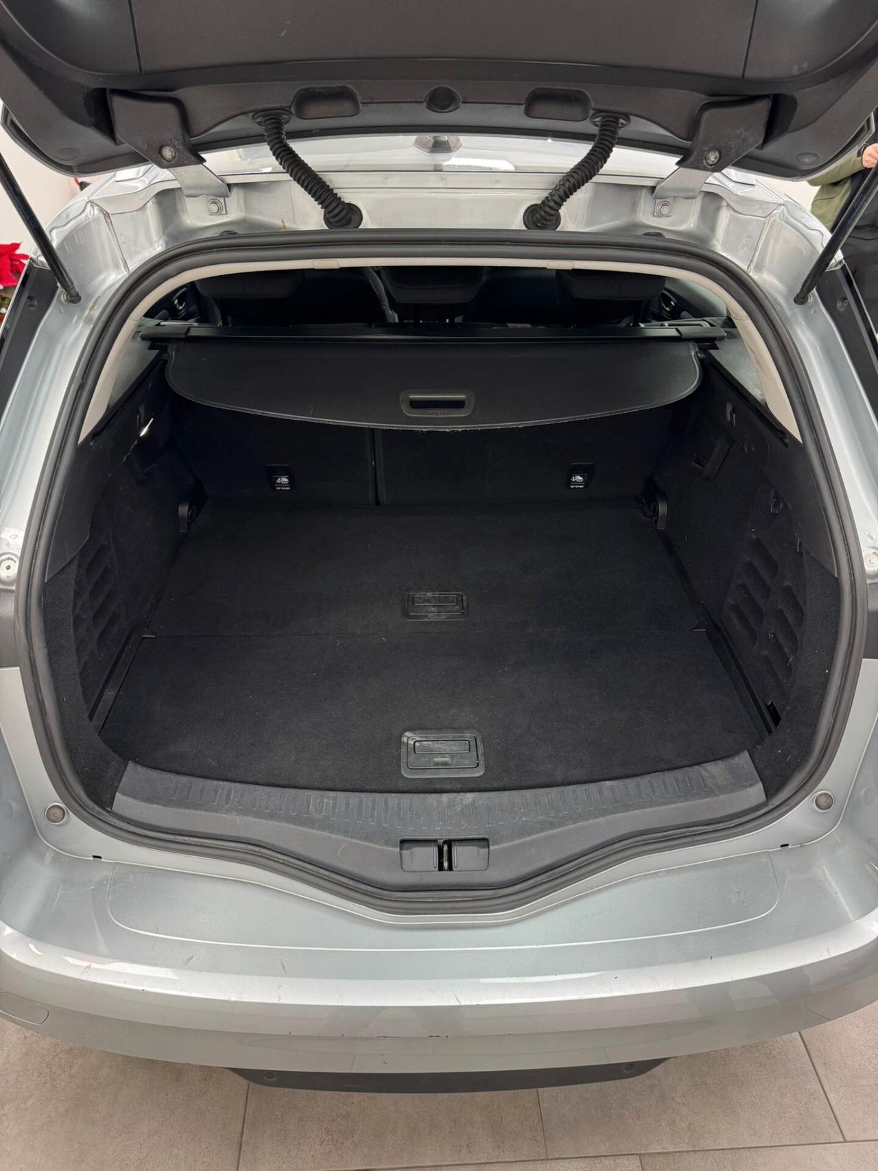 Renault Megane Mégane Sporter Blue dCi 115 CV EDC Techno