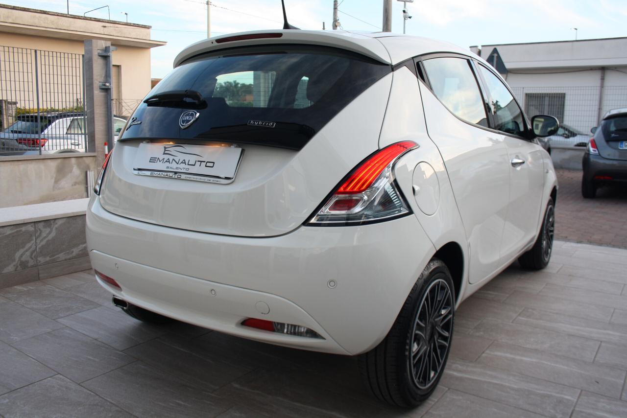 LANCIA YPSILON 1.0 HYBRID 70CV GOLD