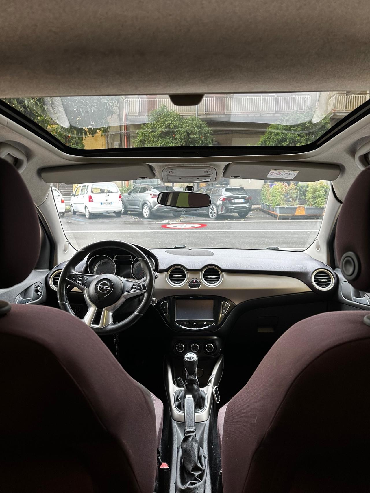 Opel Adam 1.2 70 CV
