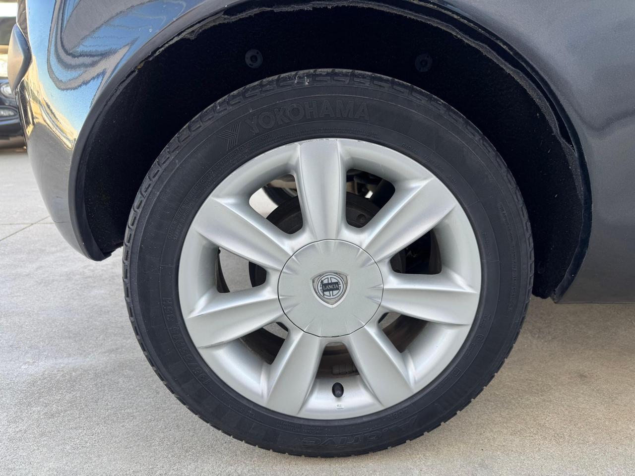 Lancia Ypsilon 3 Porte 1.2 16v Oro