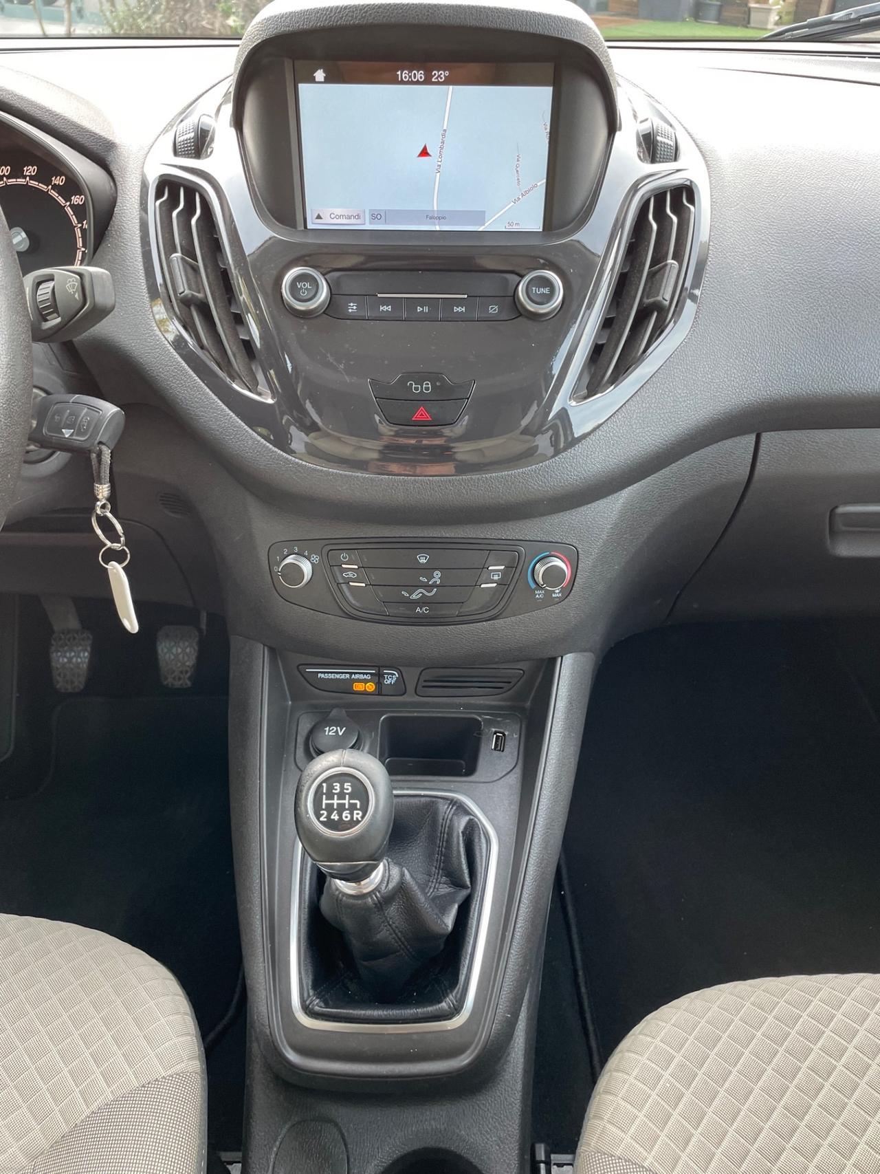 Ford Tourneo Courier 1.5 TDCI 100 CV Sport