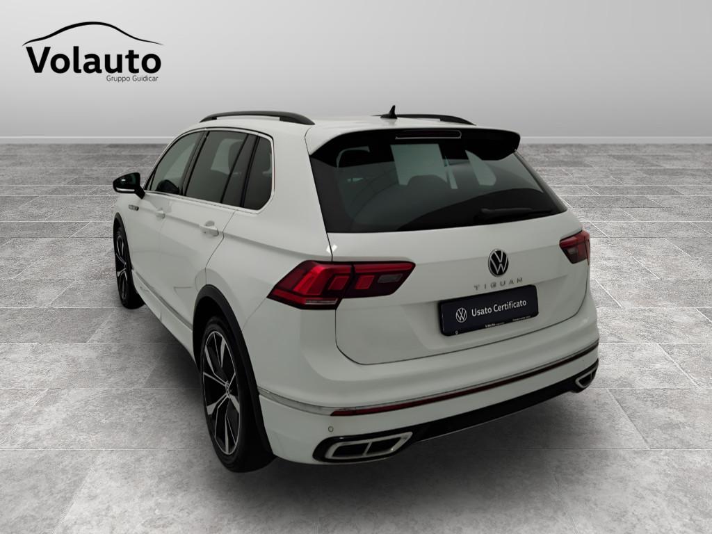 VOLKSWAGEN Tiguan II 2021 - Tiguan 1.5 tsi R-Line 150cv dsg