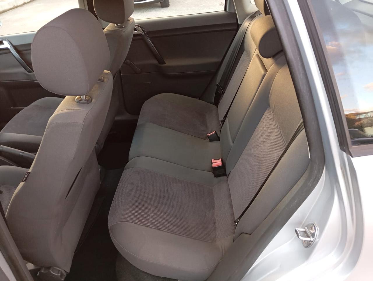 Volkswagen Polo 1.4/80CV 16V 5p. Comfort. BiFuel G