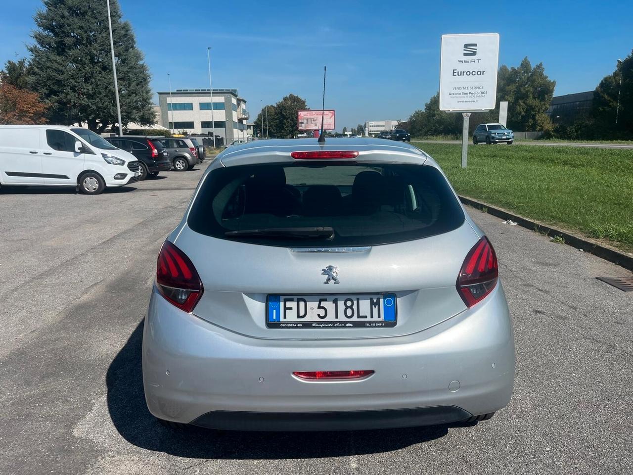 Peugeot 208 BlueHDi 75 5 porte Allure