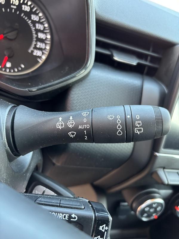 Renault Clio 5 Porte Clio 1.0 sce Zen 65cv my21 LED-APP CONNECT-15"