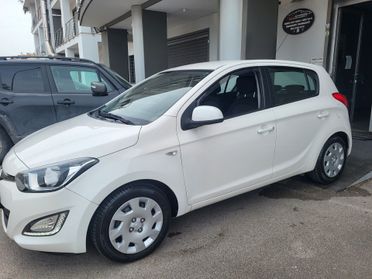 Hyundai i20 1.2 5p. Classic 05/2013 KM 81000