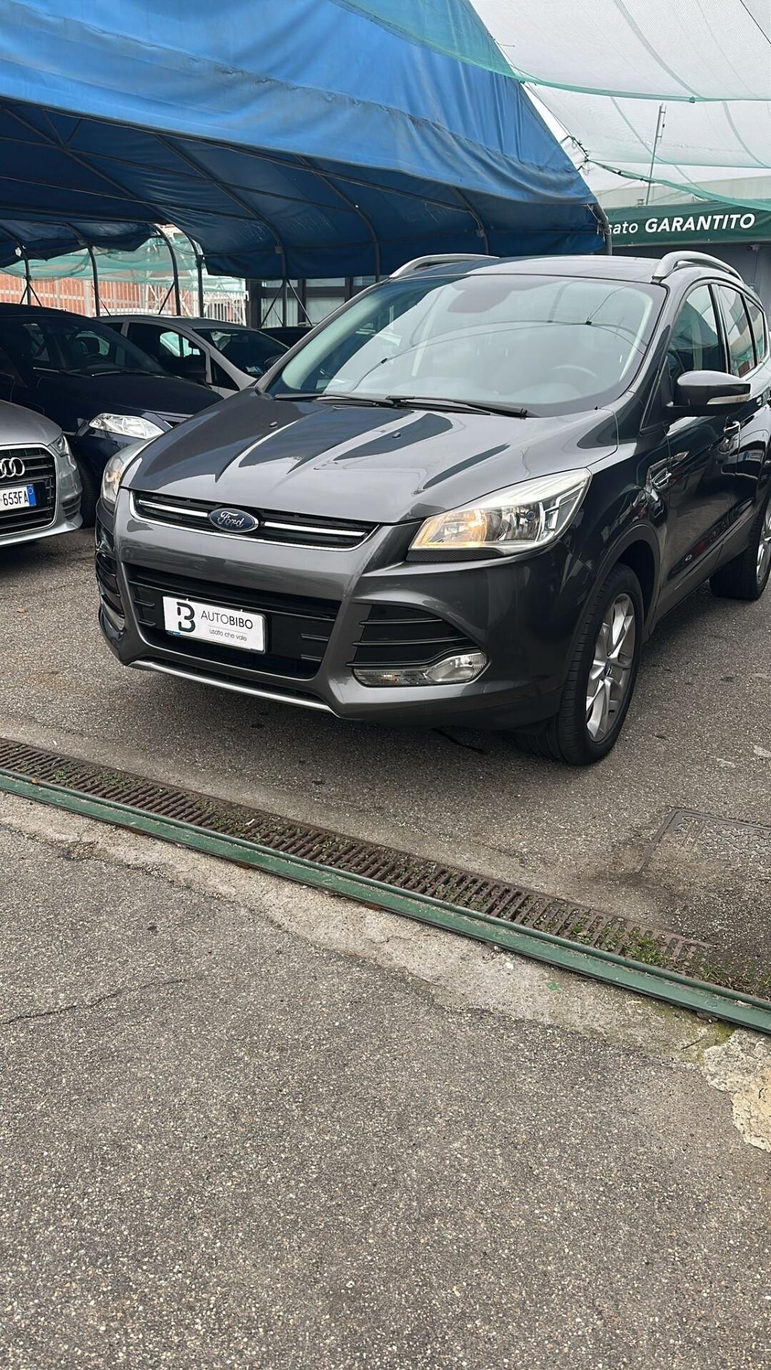 Ford Kuga 2.0 TDCI 150 CV S&S 2WD Titanium