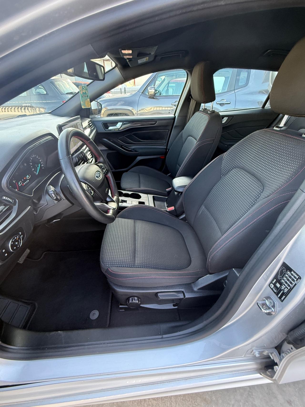 Ford Focus 1.5 EcoBlue 115 CV automatico SW ST-Line