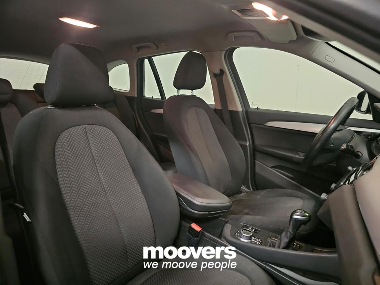 BMW X1 (F48) sDrive18d Business