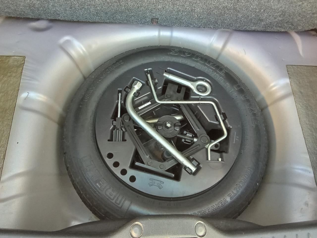 Lancia Ypsilon 1.2 69 CV Unyca