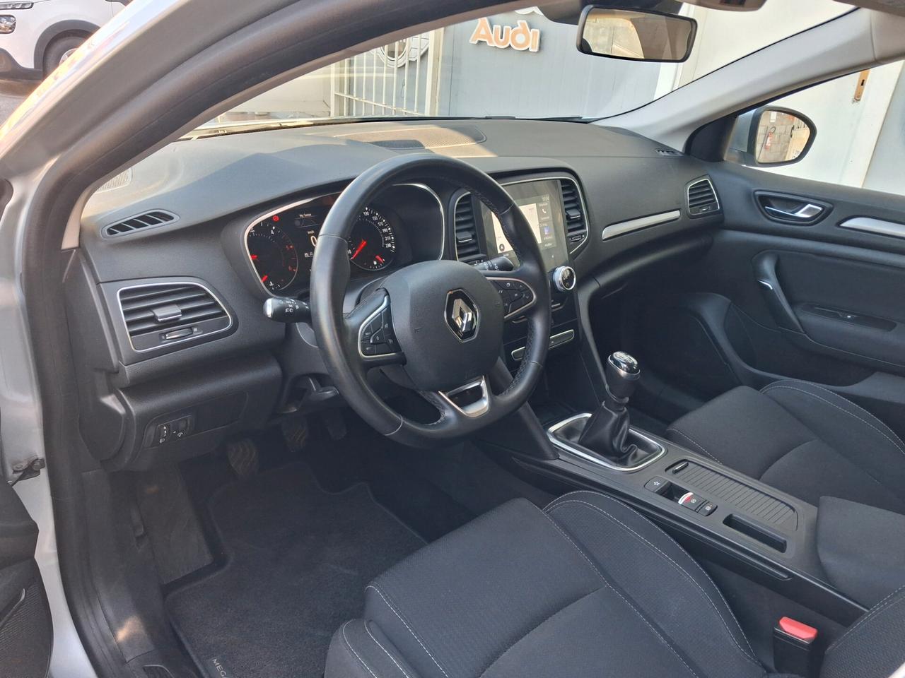 Renault Megane Mégane Blue dCi 115 CV NAVIGATORE FARI FULL LED, GARANZIA 12 MESI CON CERTIFICATO DI CONFORMITA'