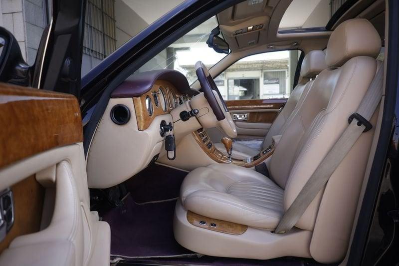 Bentley Arnage Bentley Arnage Red Label 298KW ANNO 1999