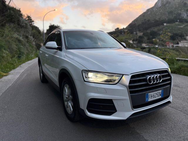 AUDI Q3 2.0 TDI 150 CV Business
