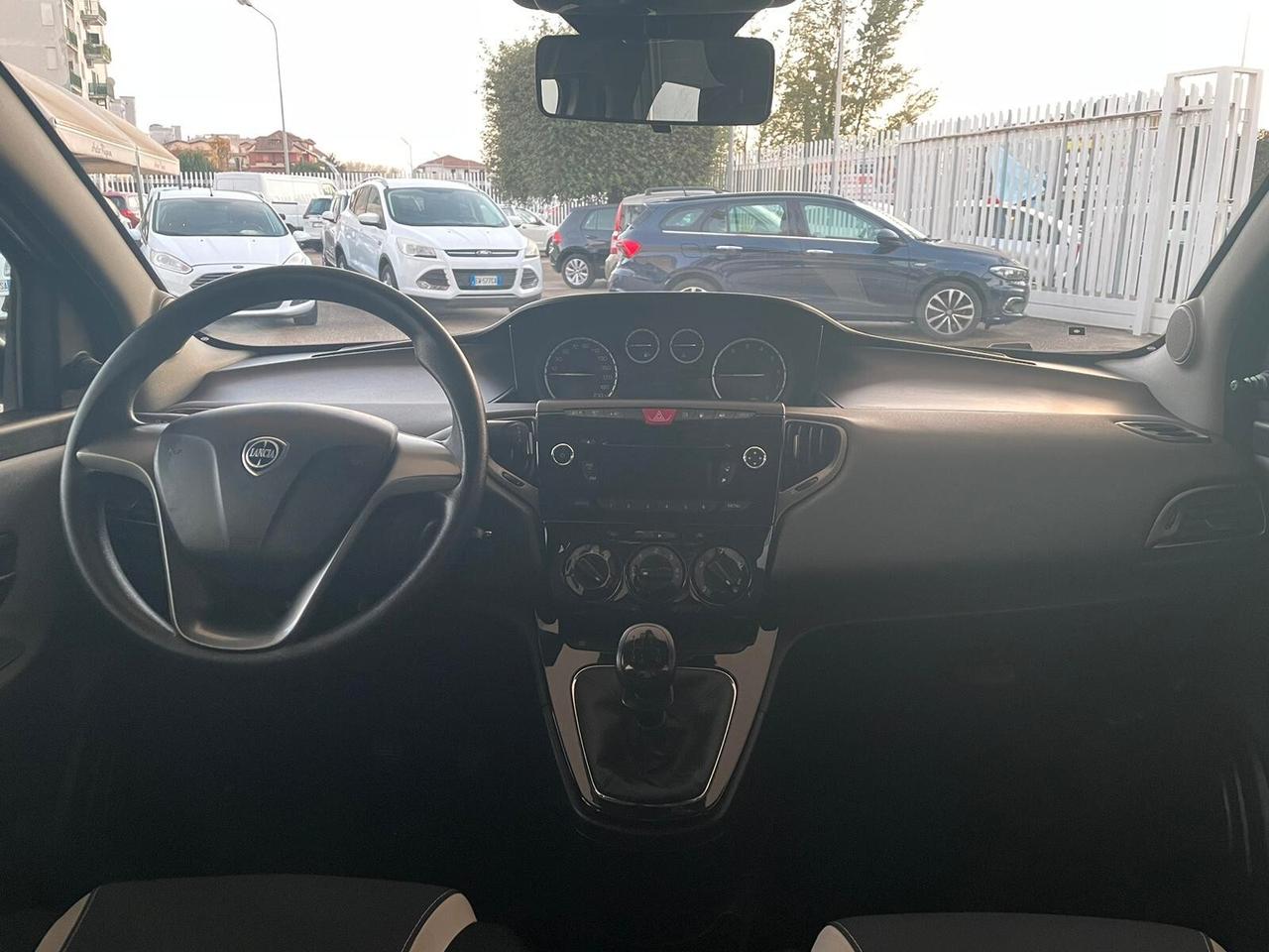 Lancia Ypsilon 1.2 69 CV 5 porte GPL Ecochic Gold