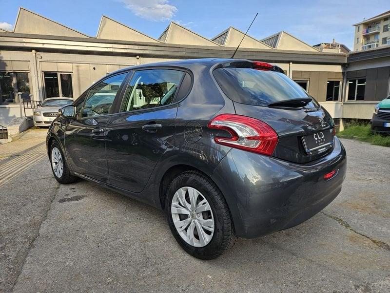 Peugeot 208 1.2 PureTech 82cv Allure