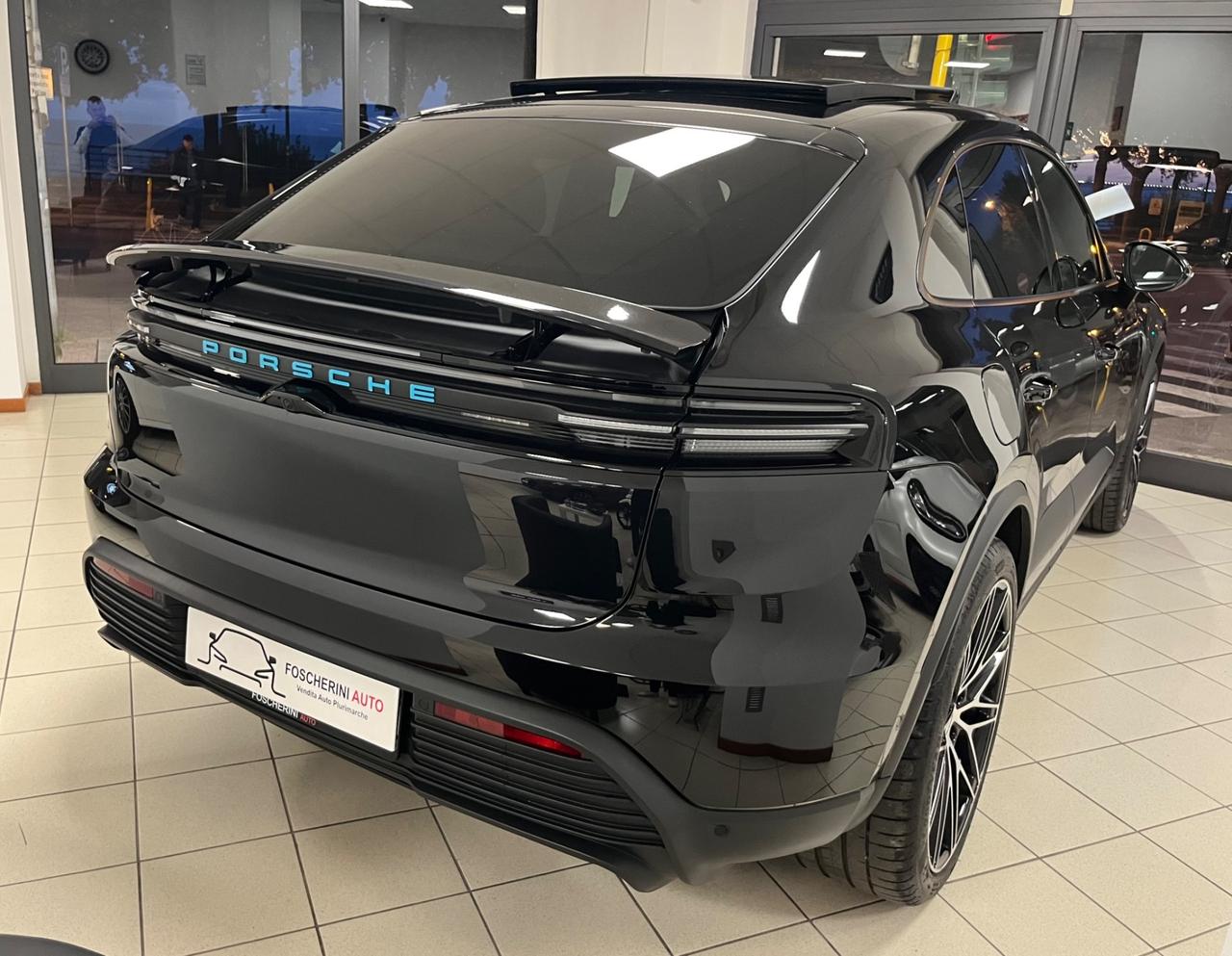 Porsche Macan EV 10000km 2025’