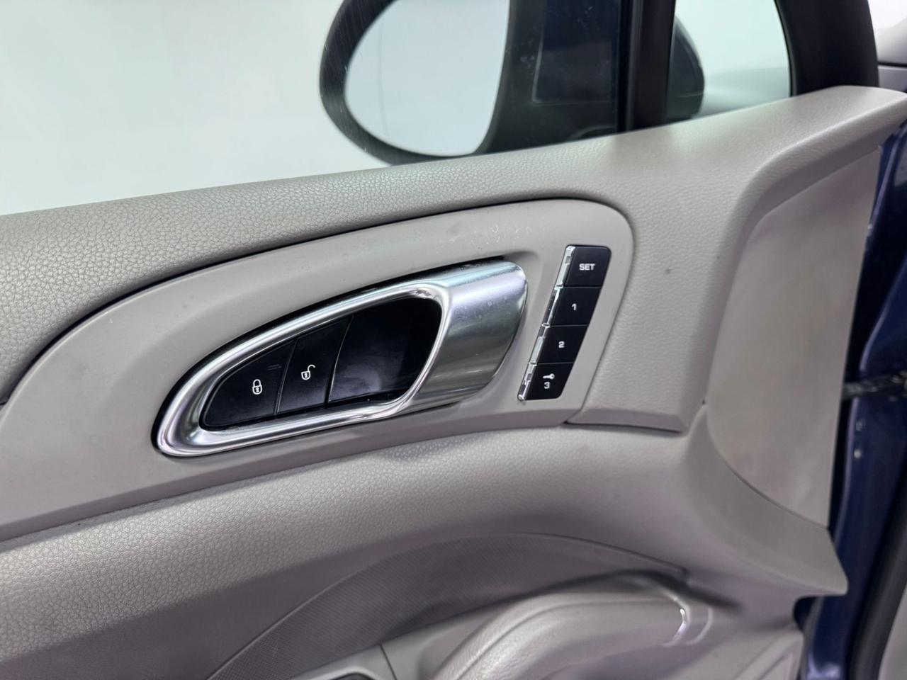 Porsche Cayenne 3.0 Diesel V6-TIPTRONIC-TAGLIANDI PORSCHE-2013