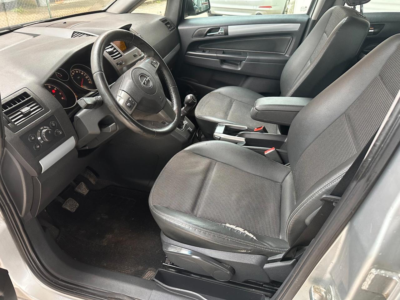 Opel Zafira 1.6 GPL 7 POSTI (12 RATE)