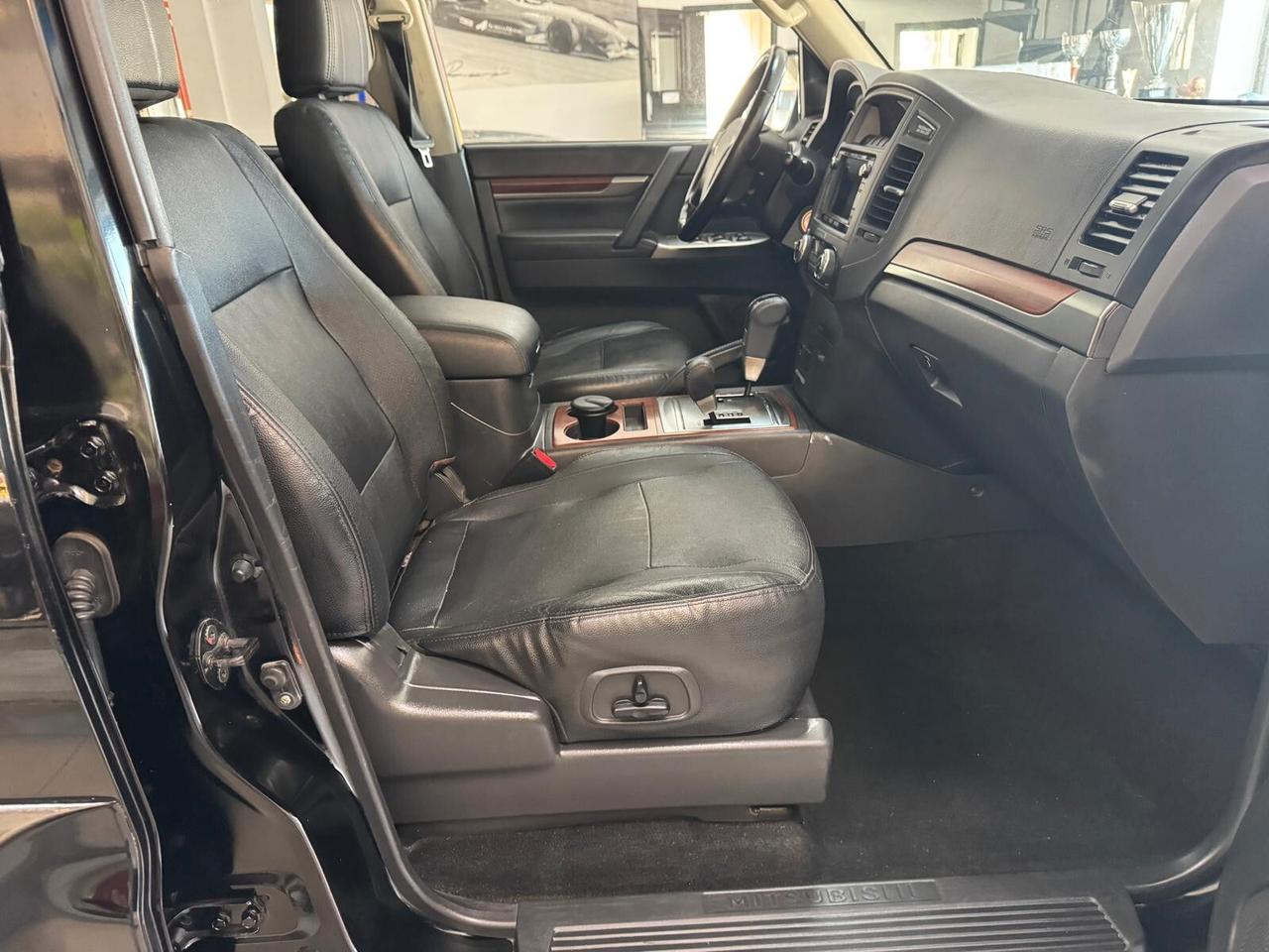Mitsubishi Pajero 3.2 DI-D 16V 5p. Intense DPF 7 POSTI FULL OPTIONAL PERFETTO!!!