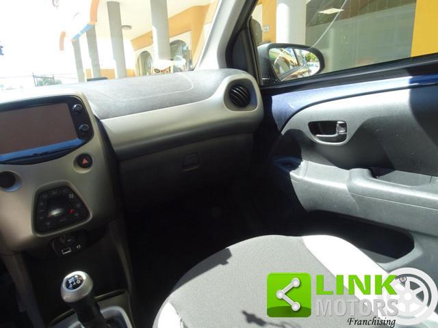TOYOTA Aygo 1.0 5 PORTE 70 CV