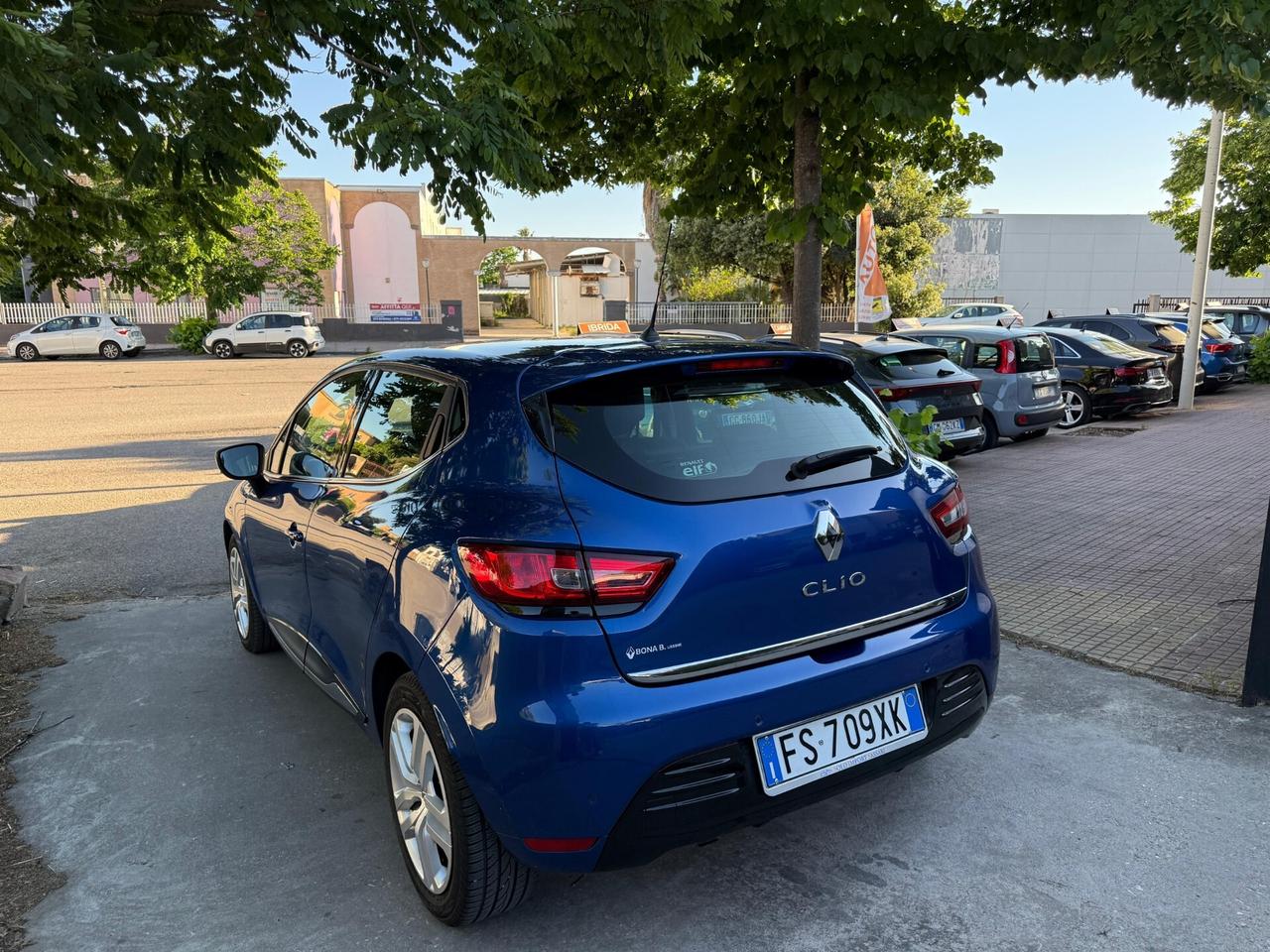 Renault Clio 0.9 TCE KM. 71000!
