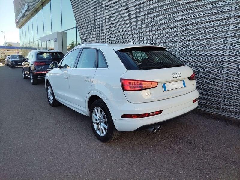 Audi Q3 2.0 TDI 150cv Business