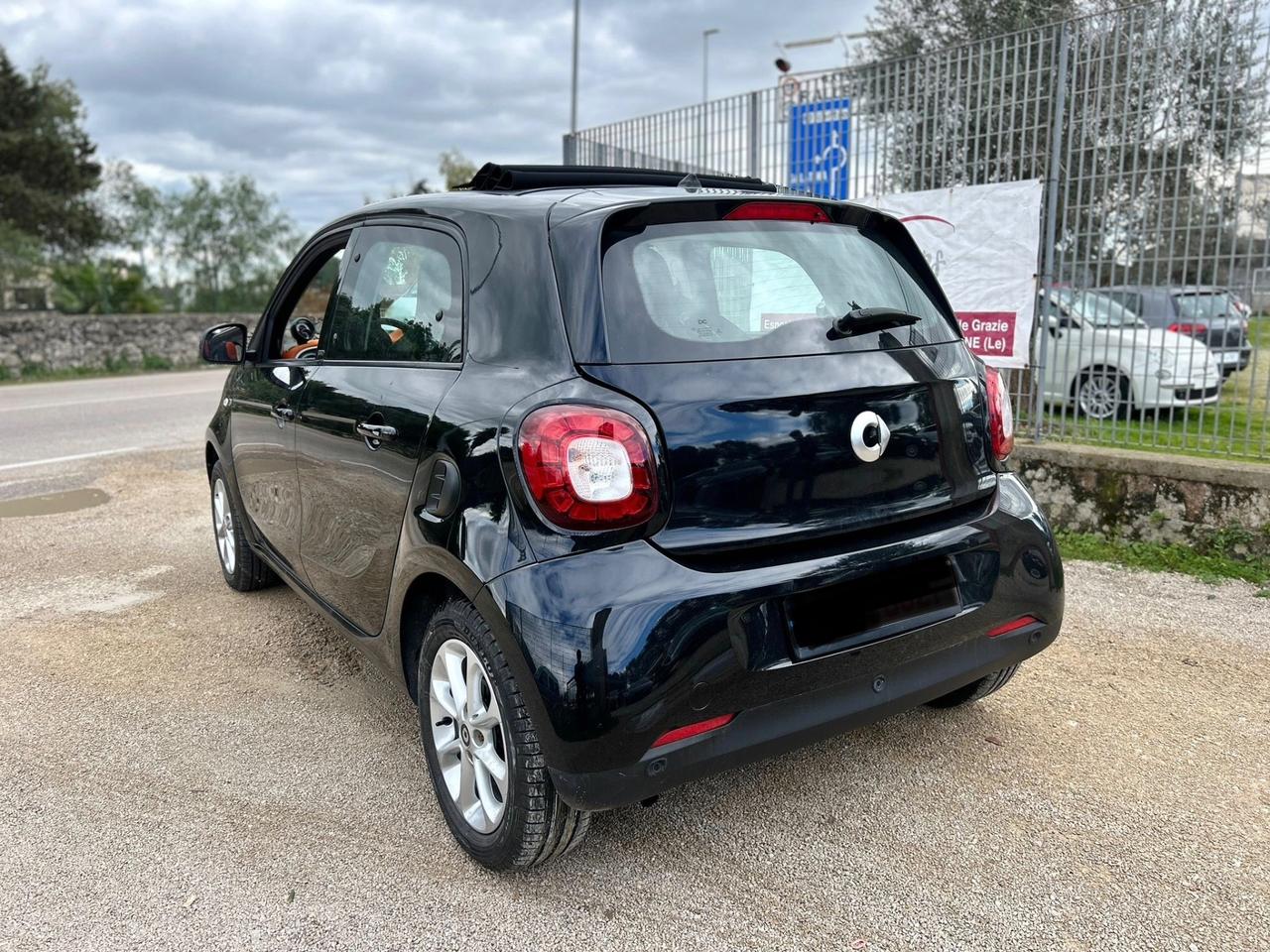 Smart ForFour Cabrio 1.0 Passion-2015 NAVI/LED/AMBIENT