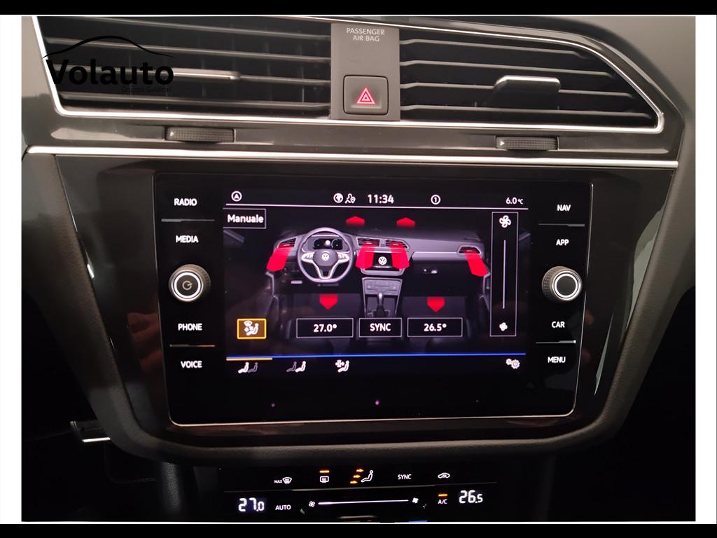 VOLKSWAGEN Tiguan II 2021 - Tiguan 1.5 tsi R-Line 150cv dsg