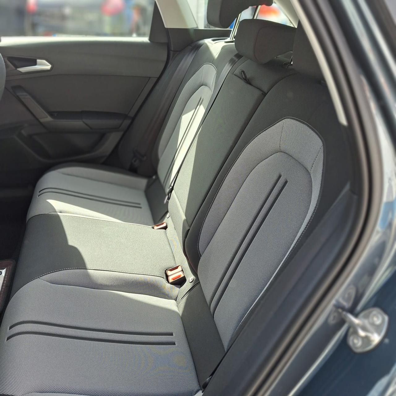 SEAT LEON Sportstourer 1.5 TGI DSG Style