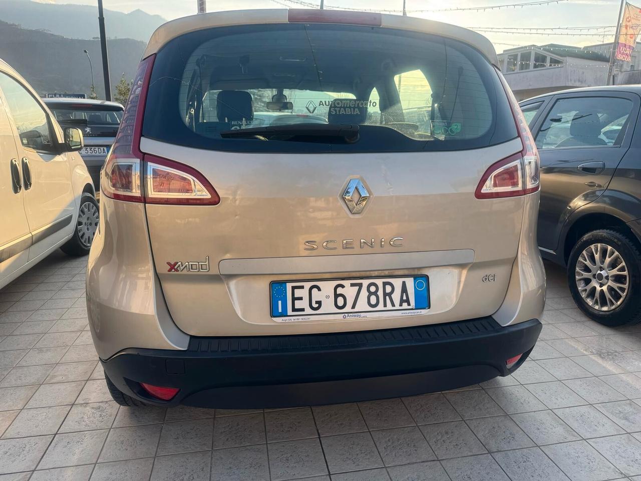 Renault Scenic Scénic X-Mod 1.5 dCi 110CV EDC Luxe