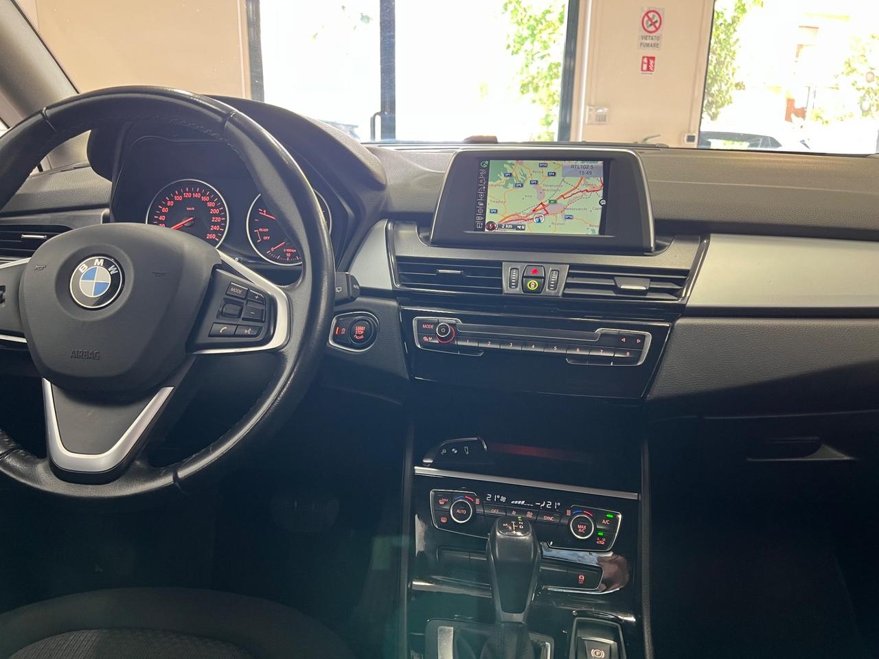 Bmw 2er Active Tourer 218d Advantage
