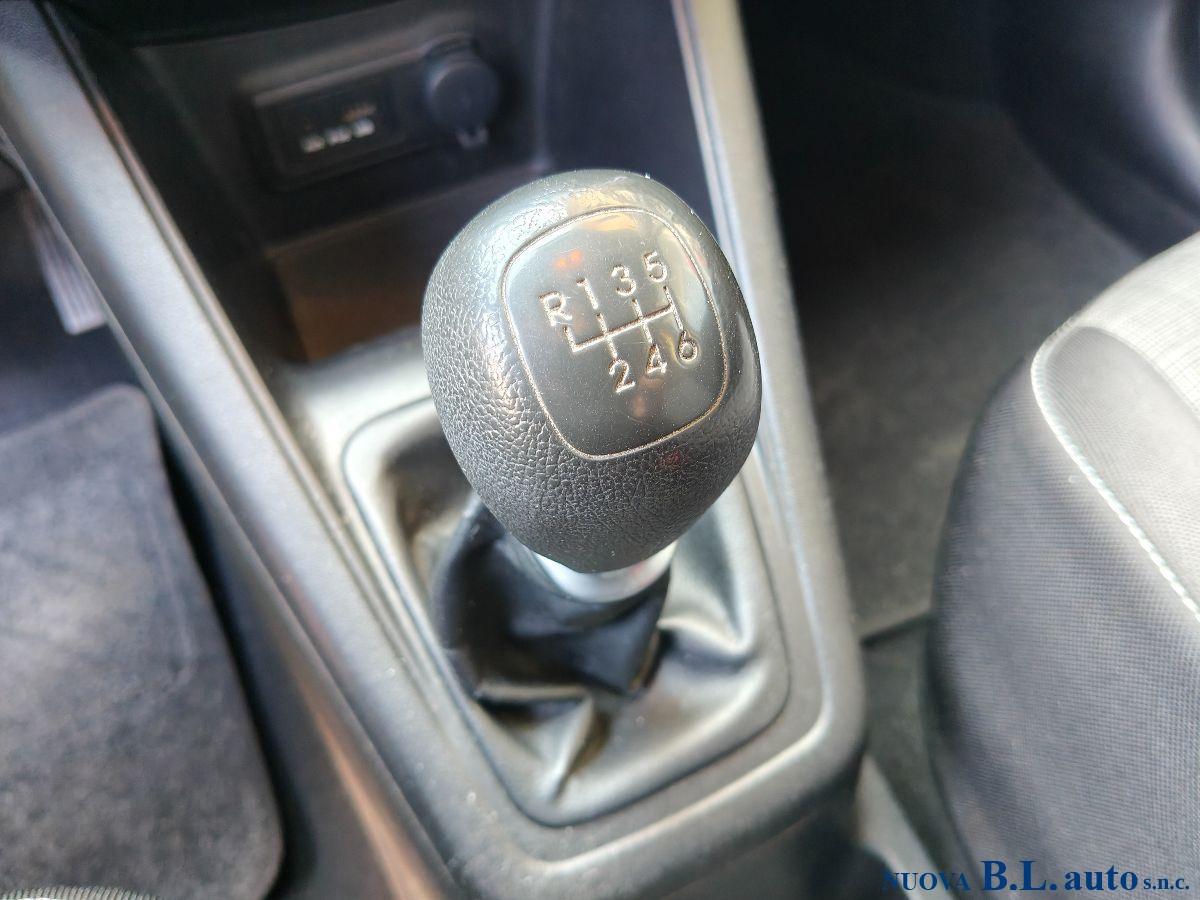 KIA - Venga 1.4 crdi Crossover 90cv