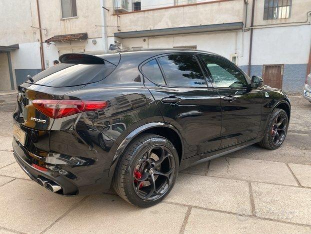 Alfa Romeo Stelvio 2.9 Bi-Turbo V6 510 CV AT8 Quadrifoglio