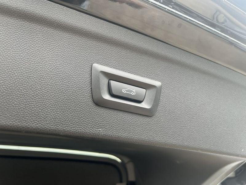 BMW iX i20 2021 M60