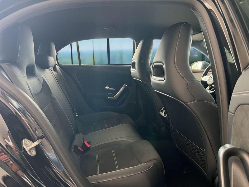 Mercedes-Benz Classe A A 180 d Premium Night edition auto