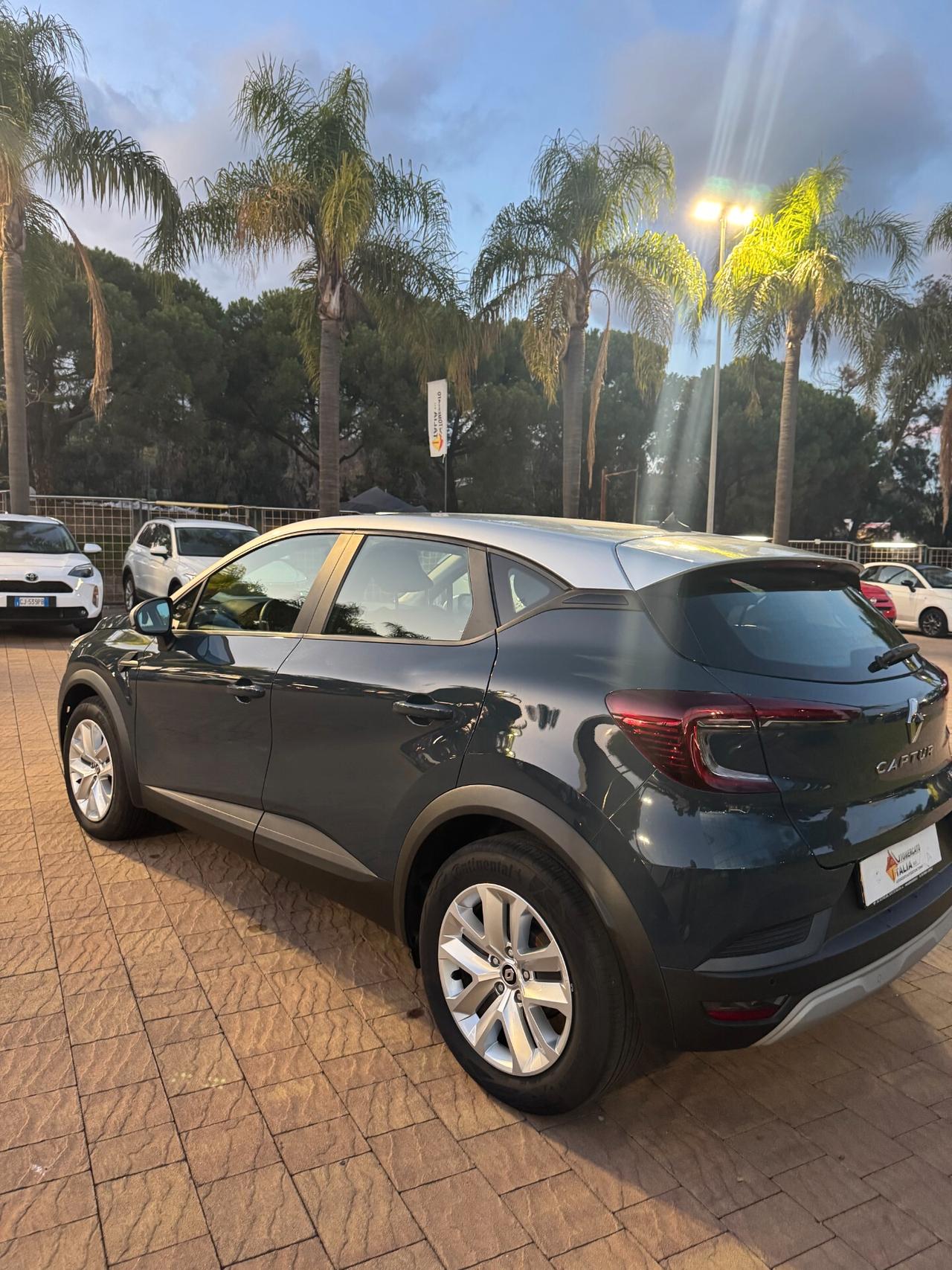 Renault Captur Full Hybrid E-Tech 145 CV Zen