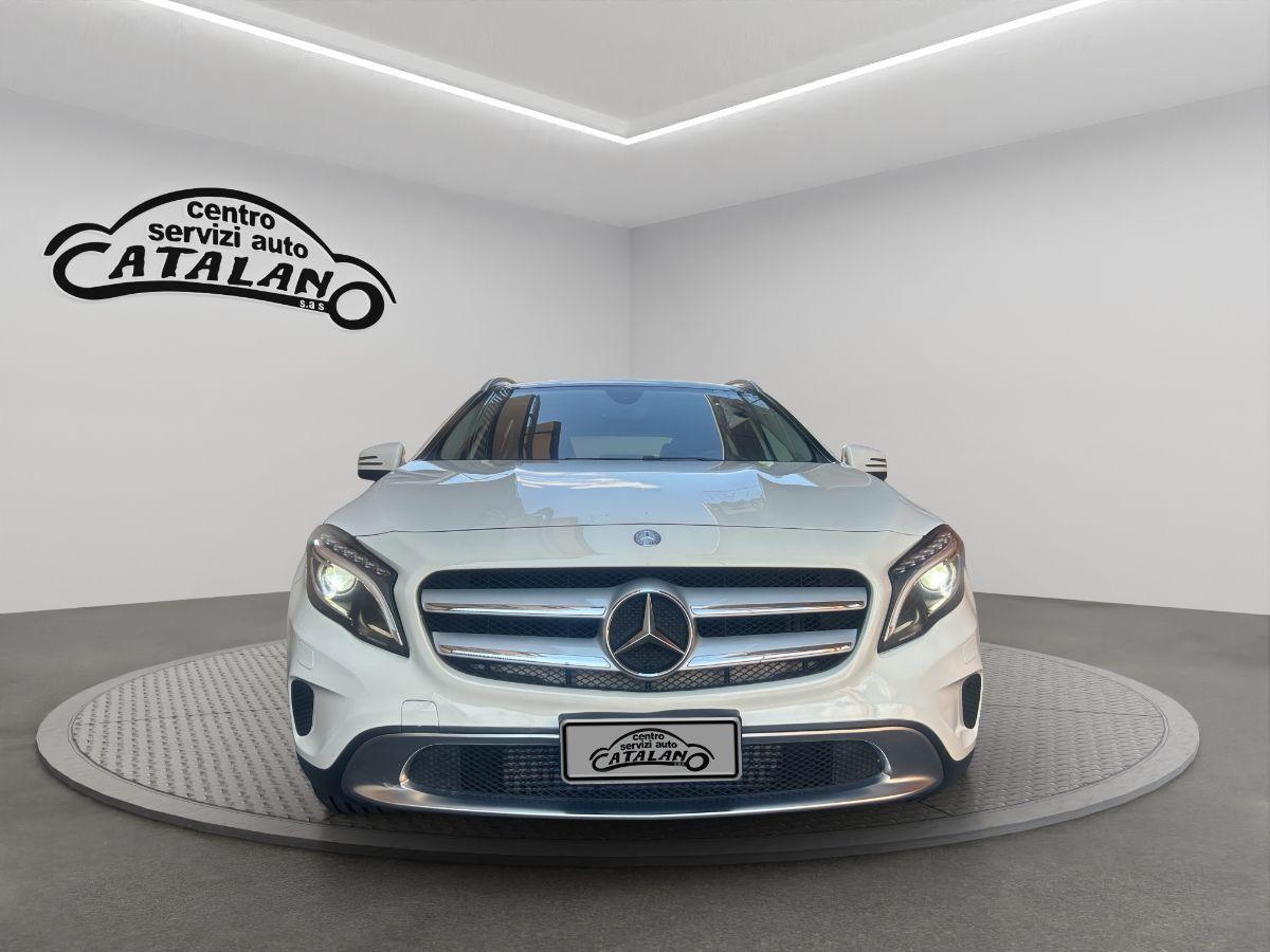 MERCEDES - Classe GLA - GLA 200 d 136CV Premium