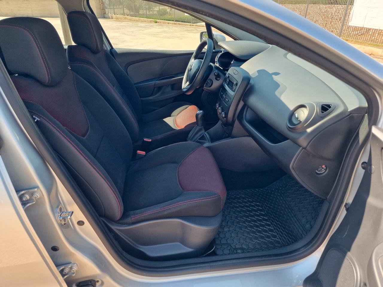 Renault Clio 1.2 75CV 5 porte Live