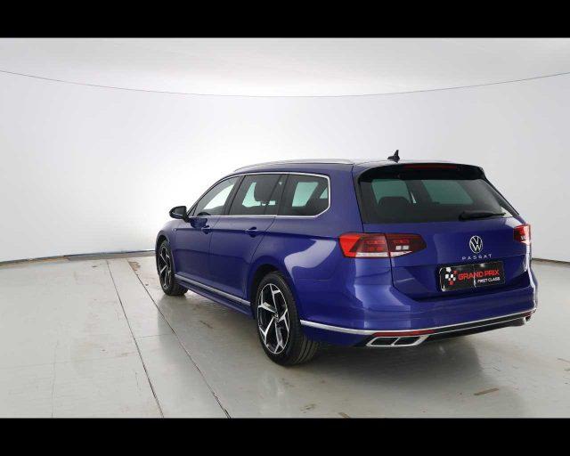 VOLKSWAGEN Passat Variant 2.0 TDI SCR EVO DSG Executive