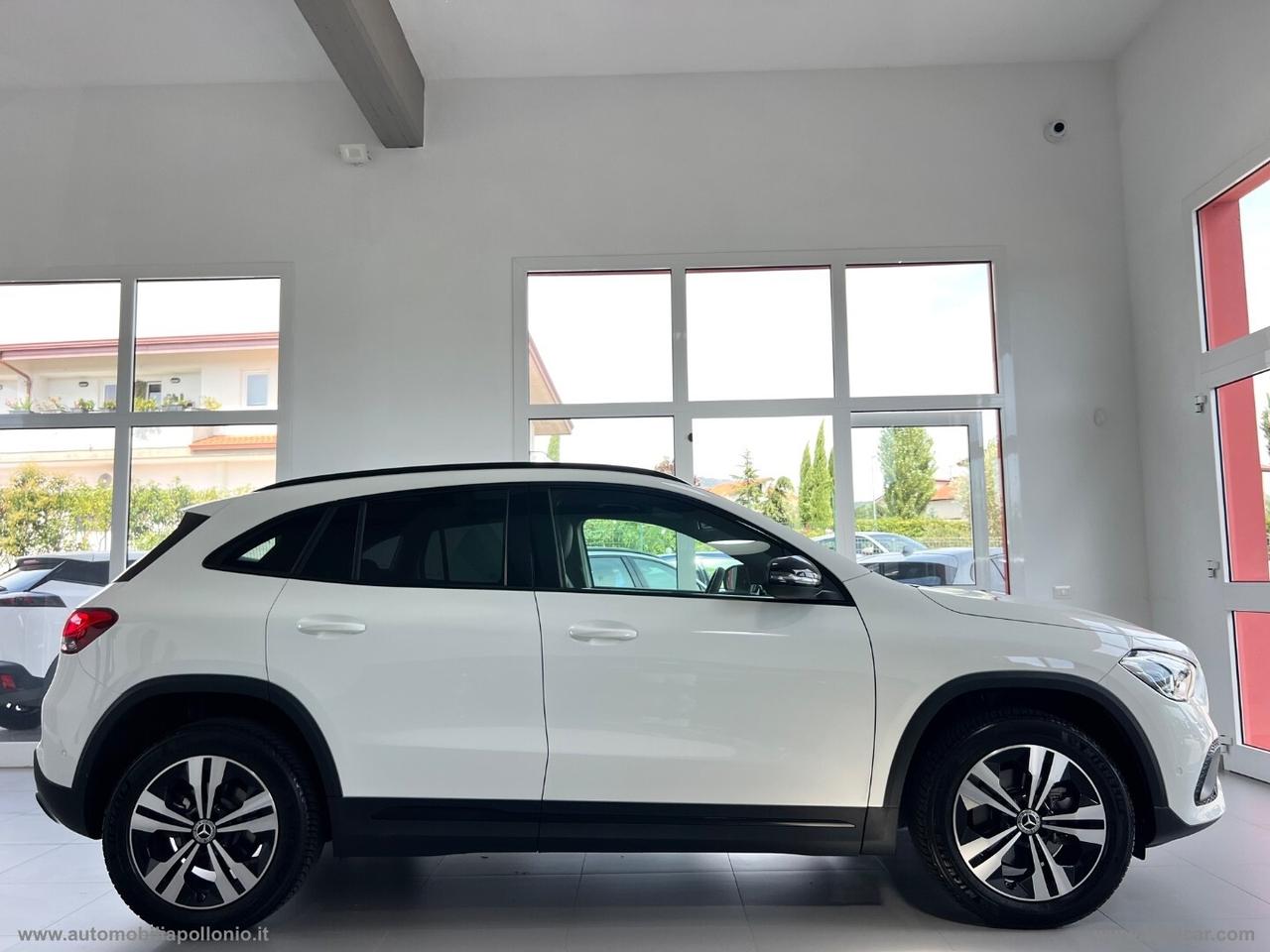 MERCEDES GLA 200d PROGESSIVE LINE - 2023